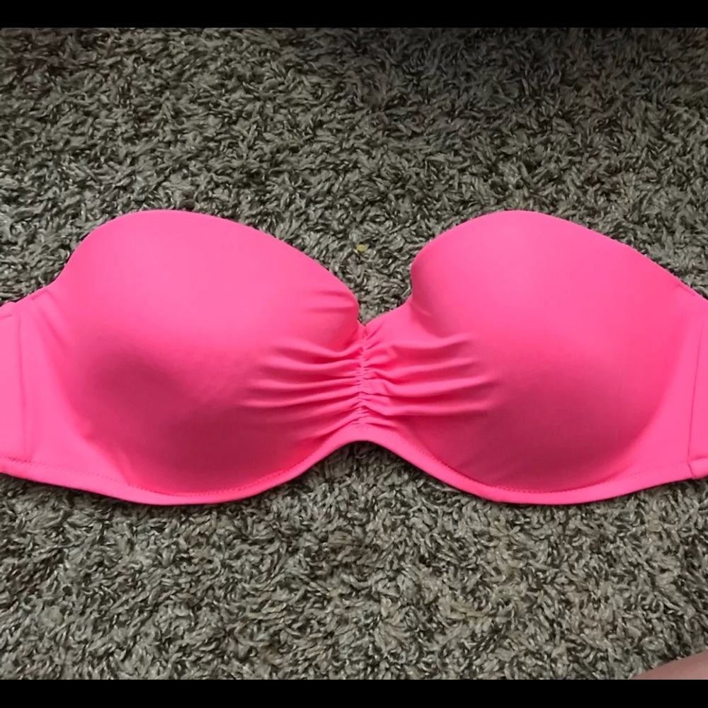 Victoria’s Secret bathing suit top